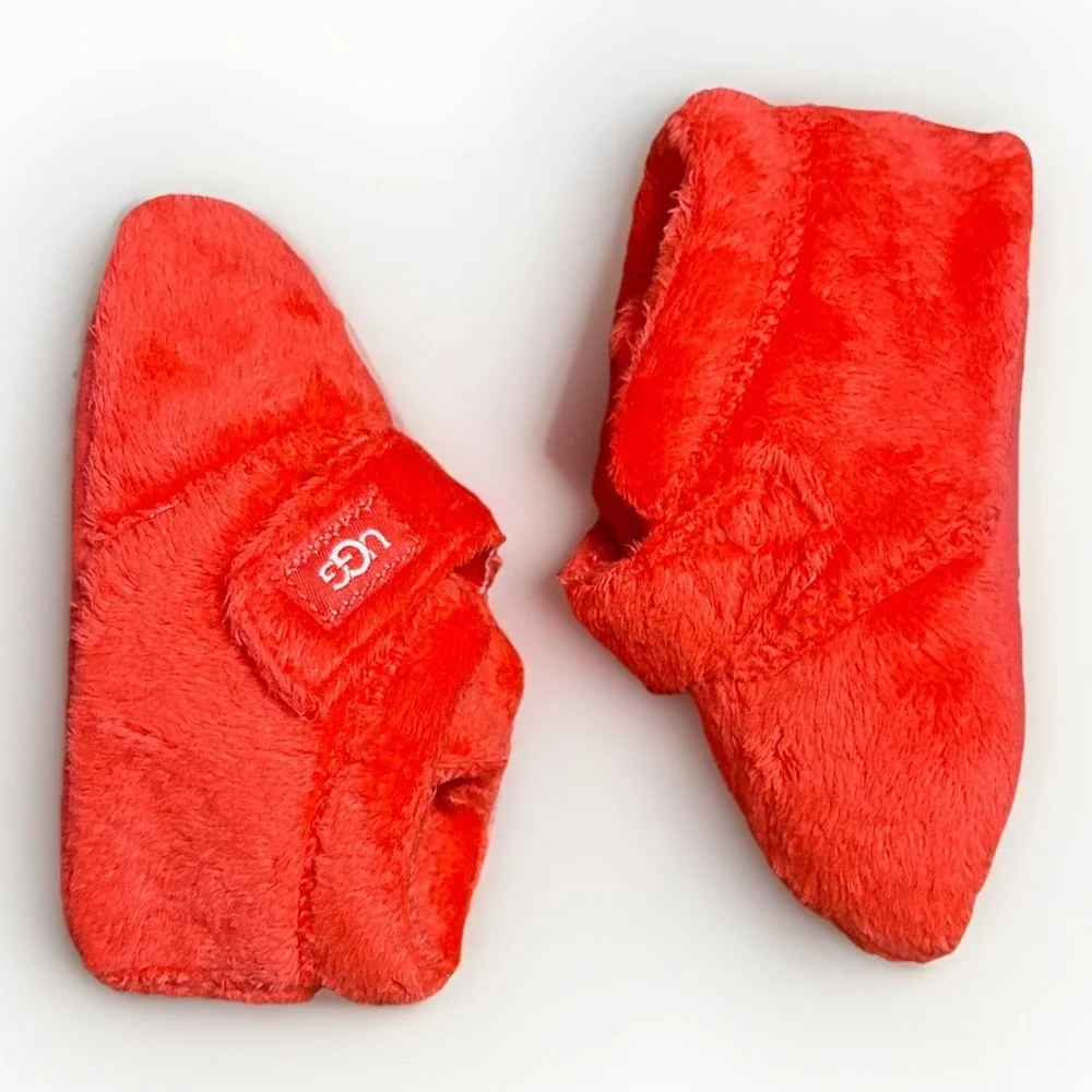 UGG Bixbee Baby Booties Ruby Red Soft Fleece Slippers Size 04/05